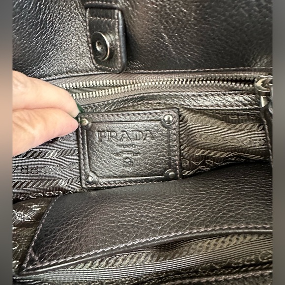 Official PRADA gun metal black leather handbag bag purse like new designer w bag - Picture 5 of 13